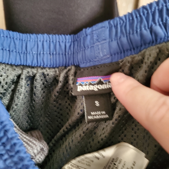 LAST CHANCE Patagonia Swim Shorts - Picture 2 of 3